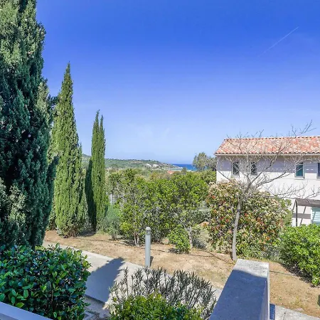 Maisonnette 6 Pers Proche L'ile Rousse Apartment Belgodère