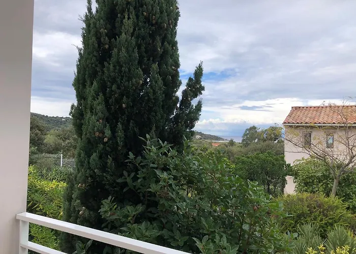 Maisonnette 6 Pers Proche L'ile Rousse Belgodere (Corsica)